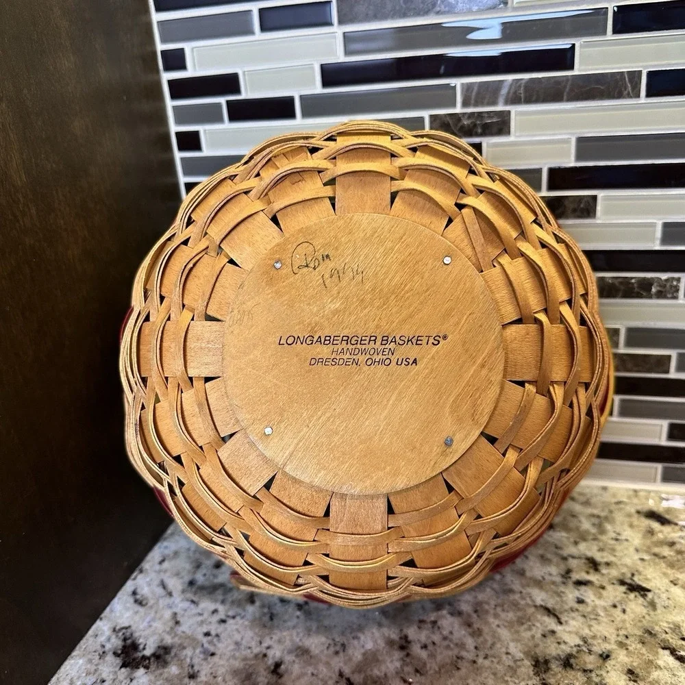 Longaberger Christmas Collection 1999 Edition Popcorn Basket Liner Protector Red